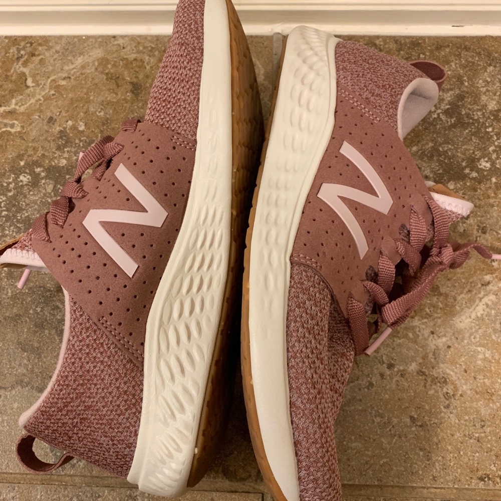 New Balance Tennis Shoes NWOT